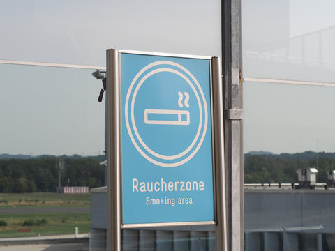 Raucherzone (Smoking area) sign