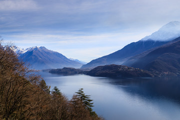 paesaggio del lago di Como da Musso