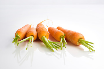 Carote sfondo bianco