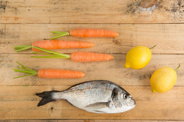 Pesce carote e limoni