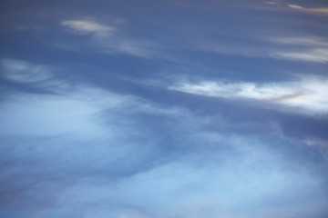 Obraz premium Blue sky with white cotton clouds