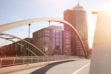 HAMBURG, Germany, eine Brücke in der Hamburger Hafencity