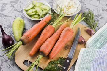 Top view carrots on cutting board