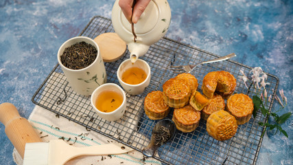 Moon Festival Cakes with Tea