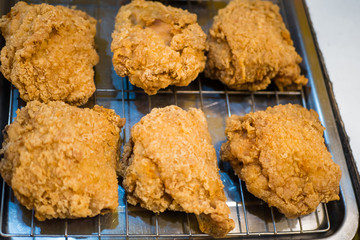 Close up view of the crispy fried chicken on the plate