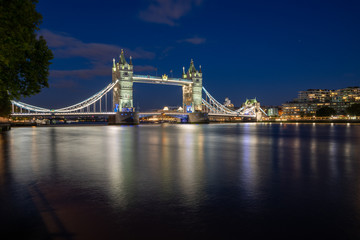 Fototapeta na wymiar Tower Bridge London at night