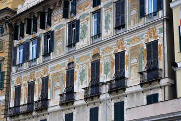 Fototapeta premium Buiding with balconies in Italy