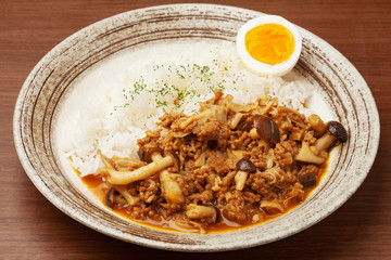キノコのキーマカレー