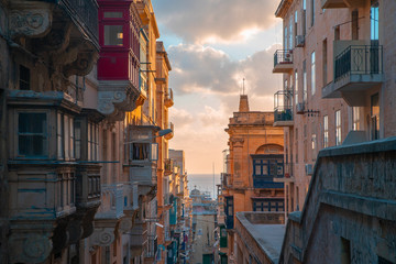Malta, Valletta streets - obrazy, fototapety, plakaty
