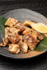 地鶏の炭火焼