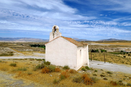 Petite chapelle dans la campagne Andalouse.