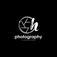 Initial letter H linked inside signature minimalist luxurious photography.