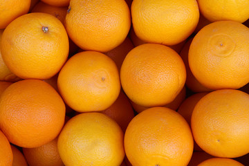 fresh oranges on the market