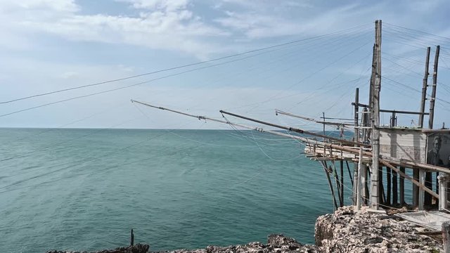 antico trabucco sul mare di Peschici - Gargano