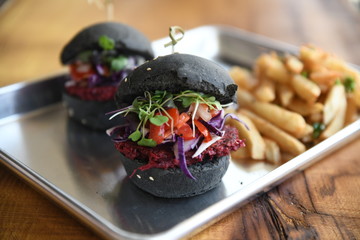 beet burger vegan vegetarian