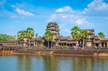 Fototapeta premium Gate of ancient temple complex Angkor Wat, Siem Reap, Cambodia.