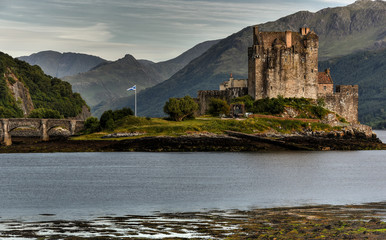 Fototapeta na wymiar Eilean Donan Castle in Scotland