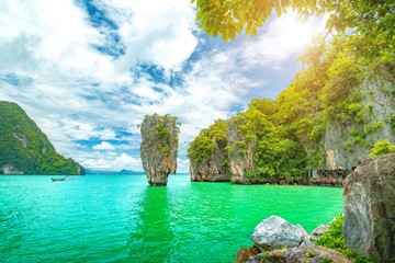 James Bond Island in Phang Nga Bay is beautiful and amazing on the Andaman coast, which is an important tourist destination of Thailand.