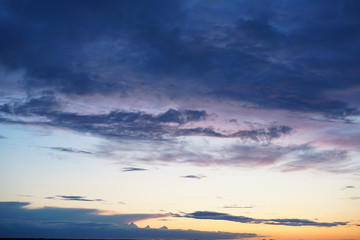 Obraz premium Evening Clouds