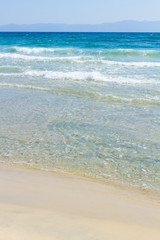 Fototapeta na wymiar ocean sea waves and sand