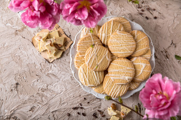 Dietary fitness biscuit without sugar with sunflower seeds, flax and sesame. Crispy and crumbly delicious cookies with natural ingredients: flour, nuts, seeds, pieces of chocolate, cocoa