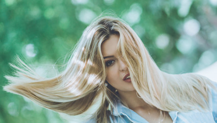 Naklejka premium Cute is when a person's personality shines through their looks.