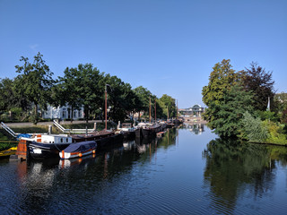 Fototapeta na wymiar City canal of Zwolle