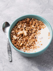Muesli with banana, chocolate and yogurt