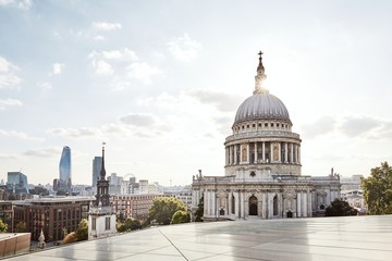 Fototapeta na wymiar Urban skyline of London