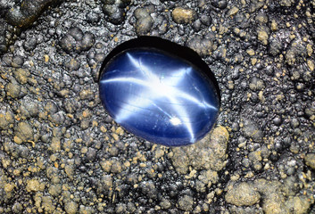 blue star sapphire gemstone