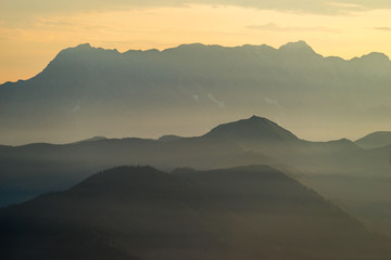 Morgenlicht in den Alpen