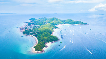 Aerial view of  Koh Larn island Pattaya Chon Buri Thailand © Photo Gallery