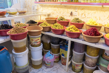 Sales of fruits, vegetables and legumes,Tarshi