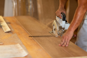 大工の仕事　床暖　床　工事　リフォーム