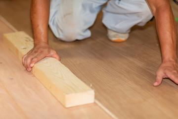 大工の仕事　床暖　床　工事　リフォーム