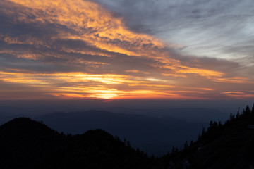 Fototapeta premium Sunset view from Clifftops overlook, Great Smoky Mountains National Park