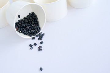 Fototapeta na wymiar Mixed Beans in a white container on a white background