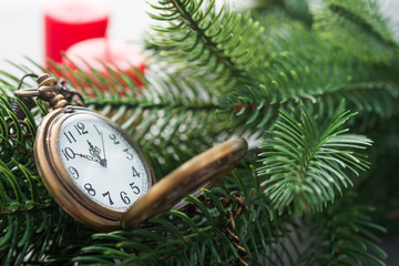 The golden clock, whose arrow are about twelve o'clock New Year celebration