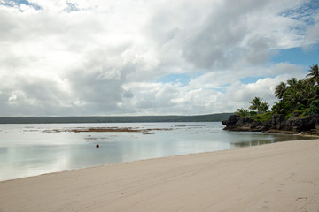 ニューカレドニア ロイヤルティ諸島　マレ島　エニビーチ