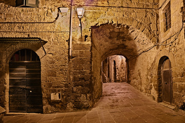 Pitigliano, Tuscany, Italy: alley in the old town