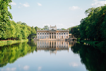 Fototapeta na wymiar Lazienki palace on the Water at Lazienki park in Warsaw, Poland