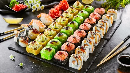 Foto auf Acrylglas Delicious asian food, roll, sushi and gunkan set © Ryzhkov
