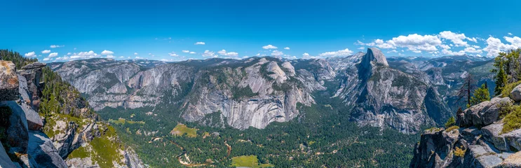 Muurstickers Panoramic from Glacier point where you can see all Yosemite. California, United States © unai