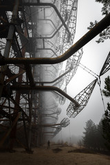 Large antenna complex in the mist