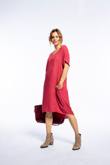 Beautyfull woman in Studio in Modern autum fashion