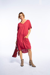 Beautyfull woman in Studio in Modern autum fashion