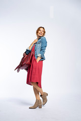 Beautyfull woman in Studio in Modern autum fashion