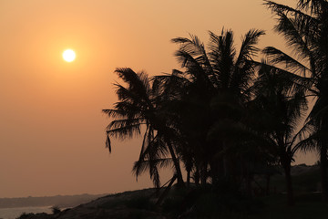 Fototapeta premium Sun set on the beach