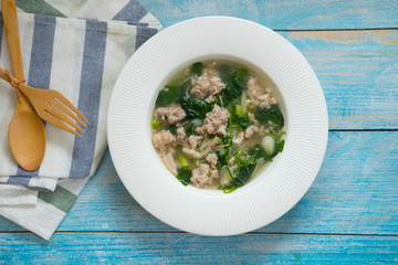 Soup with minced pork mushroom and gourd vegetable