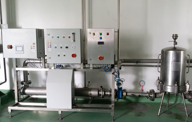 Machine control panel for industrial plants